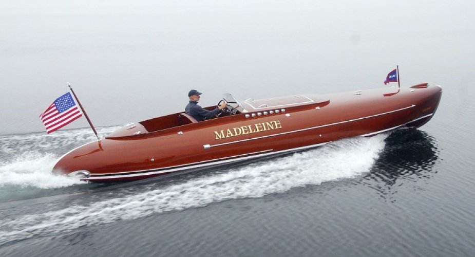 elevated_luxe's tweet photo. Forty years of building bespoke wooden #boats - @VanDamBoats builds you one of a kind boats of any size, style, speed, or pleasurable use to the most exacting standards of workmanship, finish, &amp; seaworthiness like no other. https://t.co/w29r9V6VW1 #luxury #yacht #yachtlife https://t.co/LMGP6F7n2T