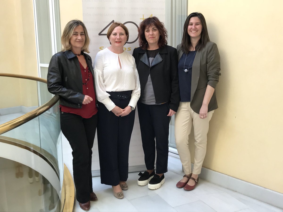 CEV_CV's tweet image. Reunión de la comisión de seguimiento del convenio de @CEV_CV y @evap_bpw para promover la presencia de mujeres en el ámbito de las organizaciones empresariales