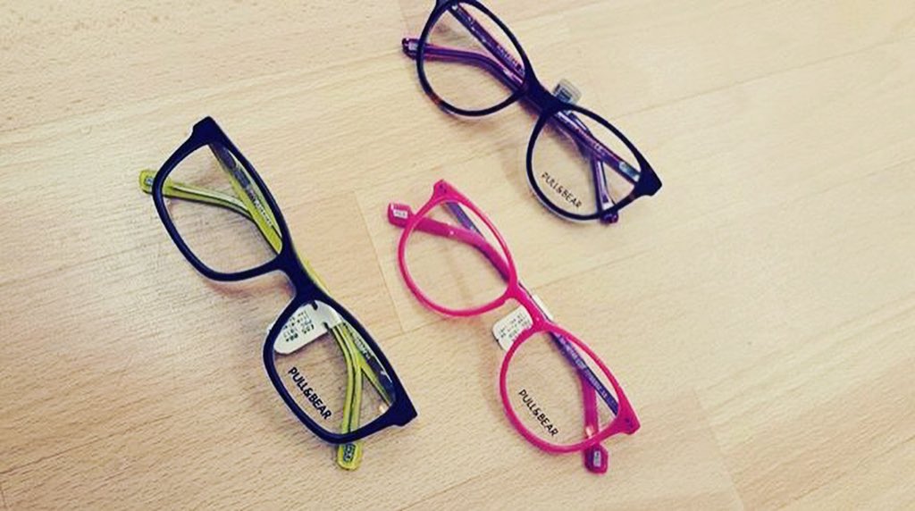 JHigh_Opticians's tweet photo. New @pullandbear eyewear in store!πβΌοΈ #pullandbear #eyewear #johnhigh #eyeemporium #style #fashion #opticians #sittingbourne #kent #eyehealth #colourful https://t.co/AYQJhYu77E