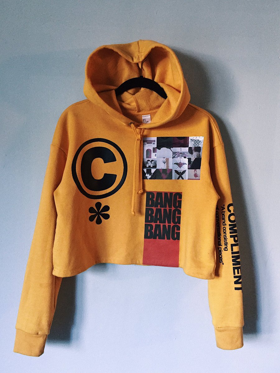 lordsvnx's tweet photo. COMPLIMENT. Β©
"A brand consisting
of conversational pieces"
SPRING-SUMMER 18 WOMENSWEAR π»π΄ https://t.co/zGVBYpuNET