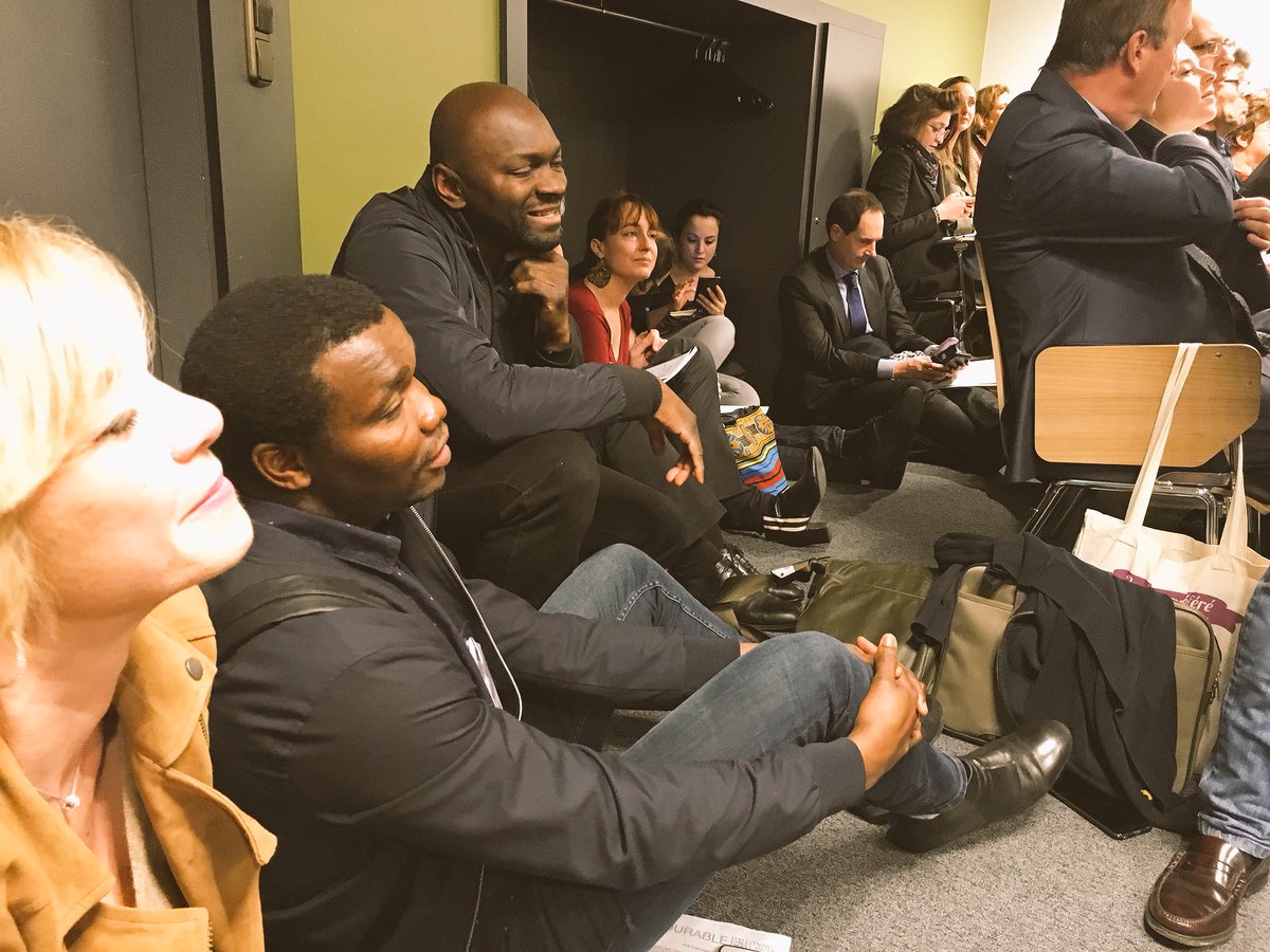 miolacharme's tweet image. Gros succès pour les 48h de l’économie durable  #produrable2018 ! Avec des ateliers archi-combles où les participants n’ont pas hésité à s’assoir par terre👍 #RSE