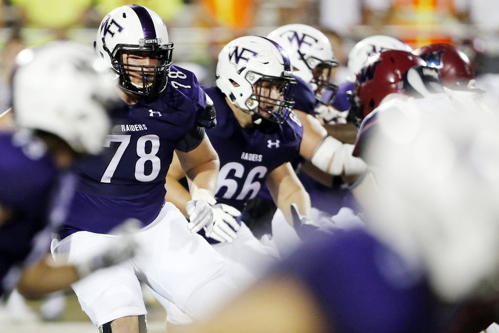 ForsythSports's tweet photo. .@NoFoFootball rising senior @JJames_78, an offensive lineman with elite size and flexibility, is racking up offers from DI schools all over the country.

STORY: https://t.co/dmX1jaMNZN https://t.co/4ohQq208kL