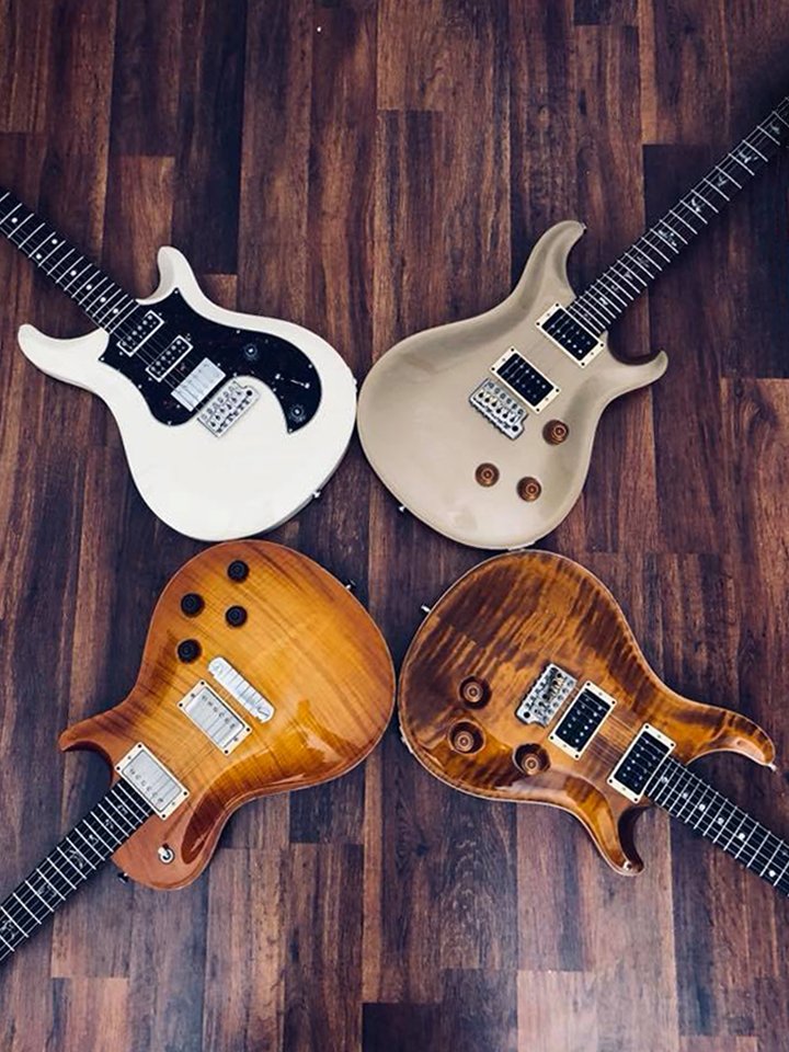 prsguitars's tweet photo. Pre-gig decisions. 📷: Alvaro Palma. https://t.co/SuOvkQ8twl