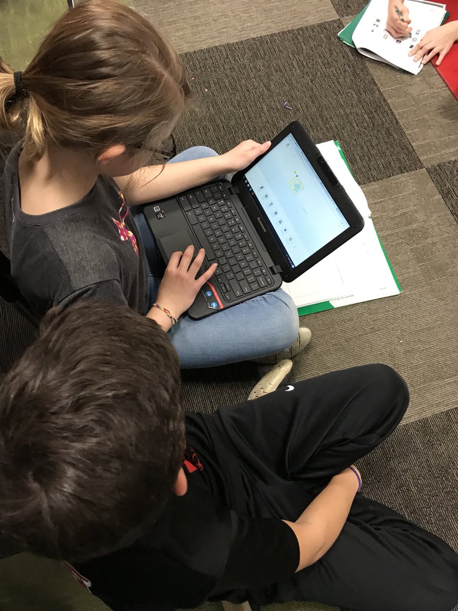 stephenson_adm's tweet photo. Using a simulation app to discover devices that have electrical energy as an input energy form. #smartscientists #collaboration #NGSS 💡 https://t.co/2jBwPWCJIp
