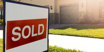 ARivett6's tweet photo. Like any big change, buying a house will result in multiple emotional changes. Here's a fun look at the stages most people go through. https://t.co/i1eC2dOiiL https://t.co/HCLDGmOzoE