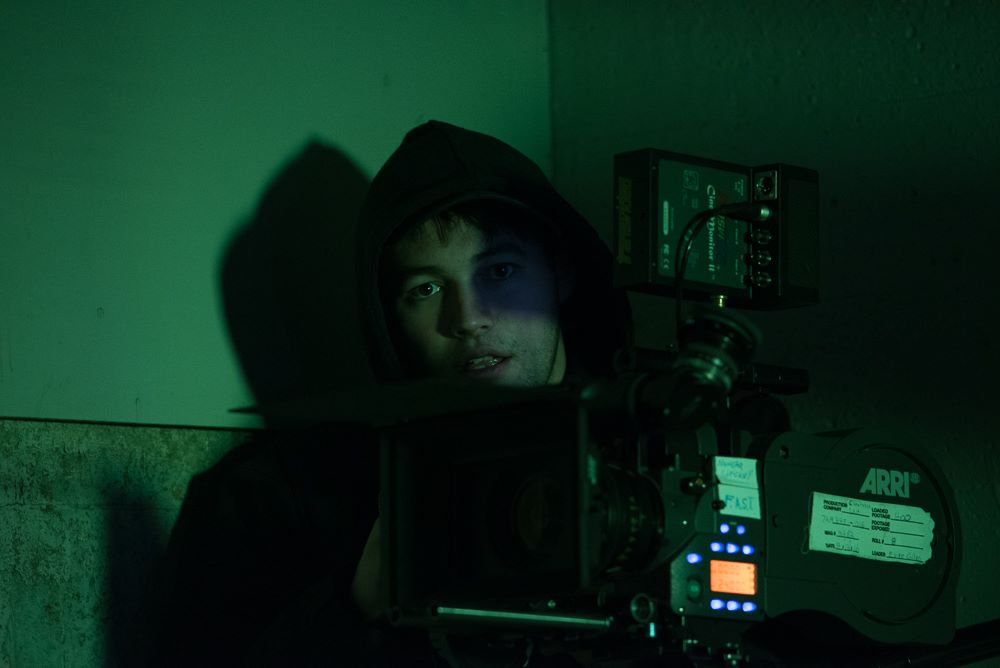 dawnofthe_shred's tweet photo. On the visual of side of things we have Andrew Plews joining us as our DP, where he aims to create a feeling foreboding unnatural dread through  lighting set-ups similar to that of films like #Creepshow #Storyhive #Shortfilm #Horror #Comedy #Vote Here: https://t.co/kOiX8zZlBm https://t.co/vkva8Djbxb