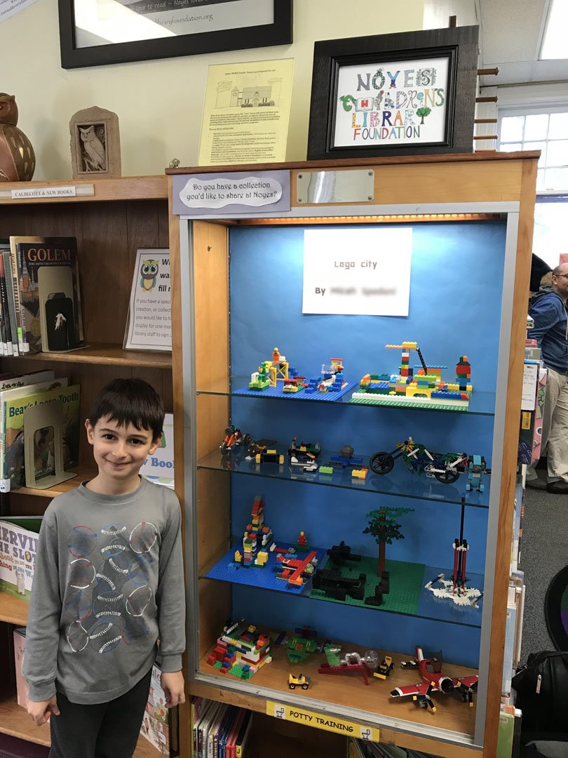 MCPL_Libraries's tweet photo. A young customer engineered many wonderful #LEGO creations for others to enjoy this month at #NoyesLibrary.
Image description: Boy standing in front of a display of his LEGO creations. https://t.co/p35QwIWQen