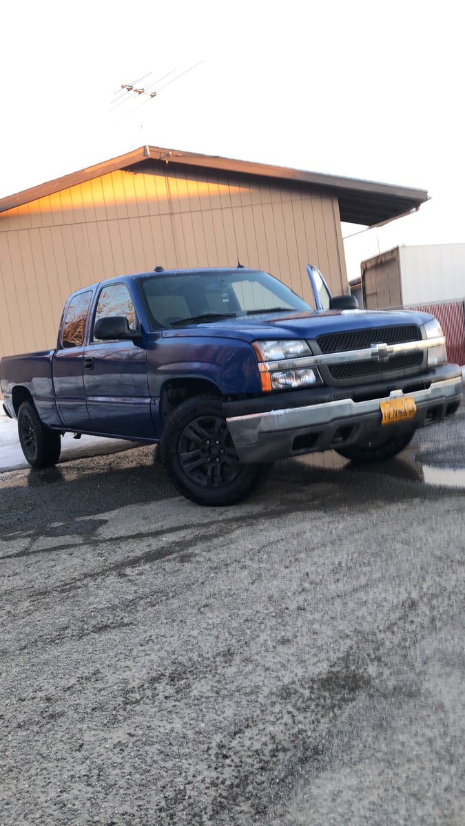 Keegan_McD12's tweet photo. Truck got stolen let me know if you see it. Give me a call at 907-268-8225 https://t.co/AcbNOh3oCe