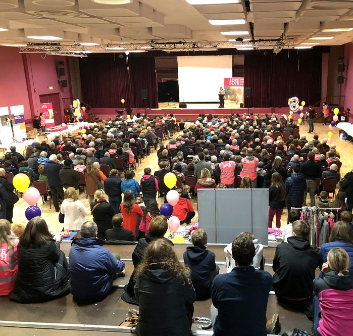 LifeNewsHQ's tweet photo. Hundreds Join Rally in Galway, Ireland Against Legalizing Abortion https://t.co/jfRrh8jBop #Ireland #Savethe8th https://t.co/DbEYNrJTb0