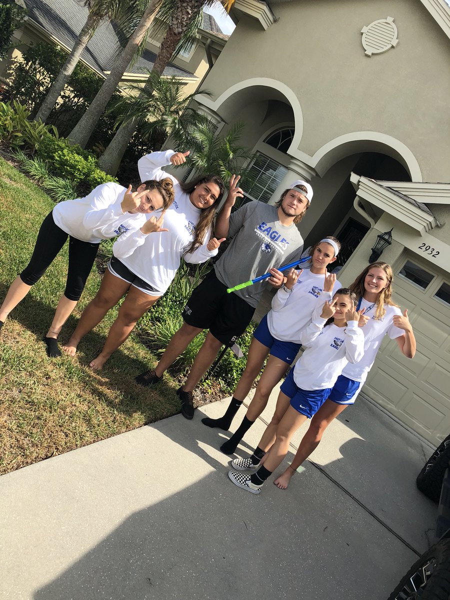 1KWet1K's tweet photo. Bounty Points Pigozzo Runs Up On The Flag Team Photo Shoot Eliminates Iliana From @FabaliciousS Dasha Cailey and Jasmine From @GetASquirt And Tegan From @hose_ur_daddy 🤫@ELWaterWars2k18 https://t.co/cJFRXkZ5Gh