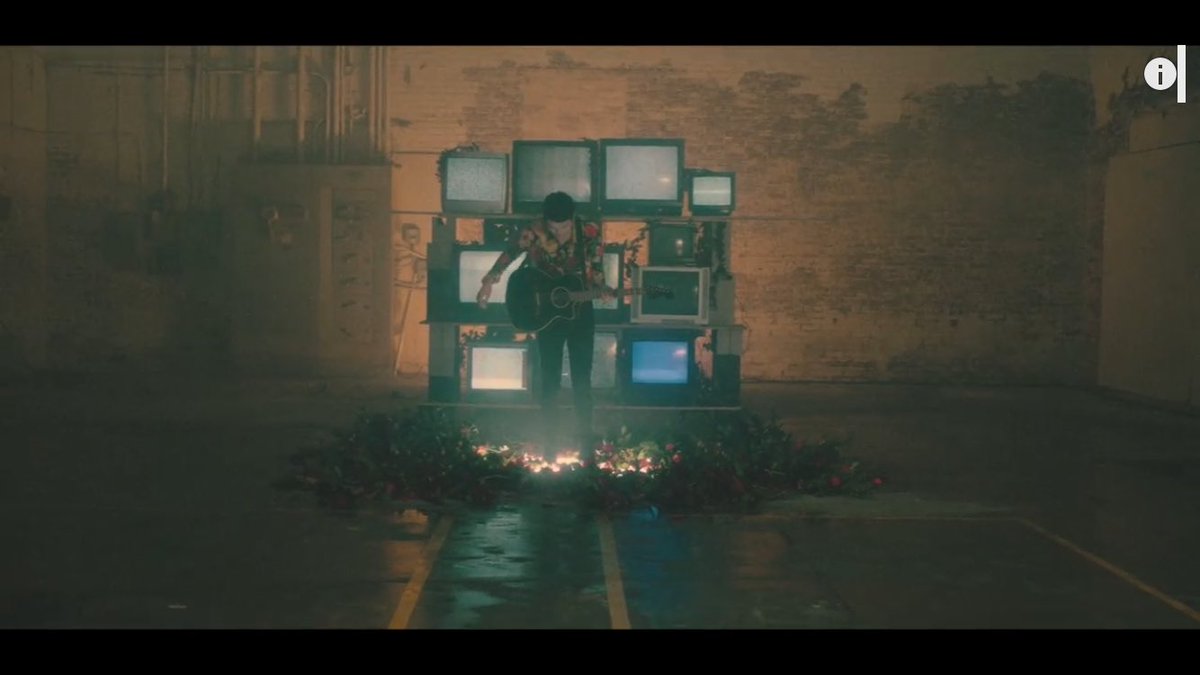 averyxoxoxo's tweet photo. go watch @goodygrace new music video:):):) https://t.co/EFsYj2MJKm https://t.co/VJrTlh9Ih4