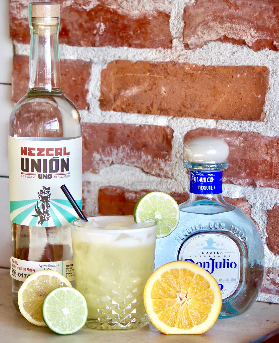 DoryDeli's tweet photo. Stop in and try the #Mezcalrita! Don Julio Blanco Tequila, Union Mezcal, Egg White, Tangy Lime, Lemon and Sweet Orange! https://t.co/m8LRE99LLF