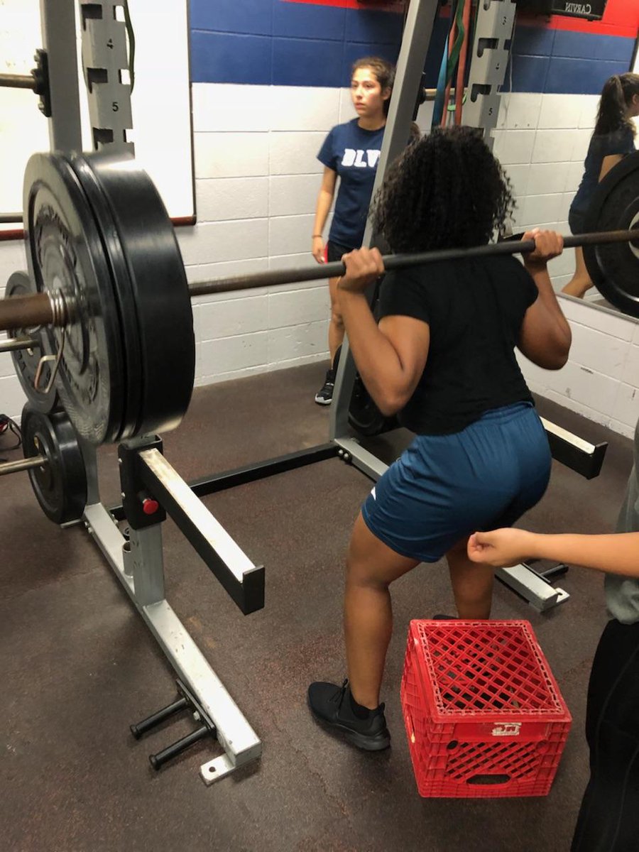 LadyVikeSocDHS's tweet photo. Talented freshman Kayla Bobino throwing up 180 like it's nothing. https://t.co/wAfbvxrViW
