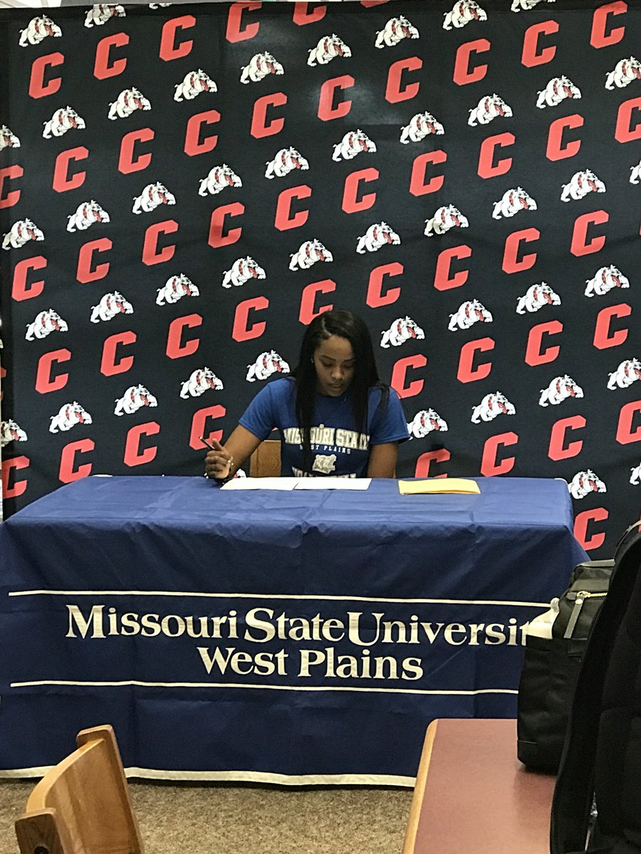 Jahcey Farmer has signed with Missouri State West Plains <a href="/GrizzlyVball/">MSUWP Grizzly Vball</a> to continue her volleyball career. An amazing athlete with a promising future.