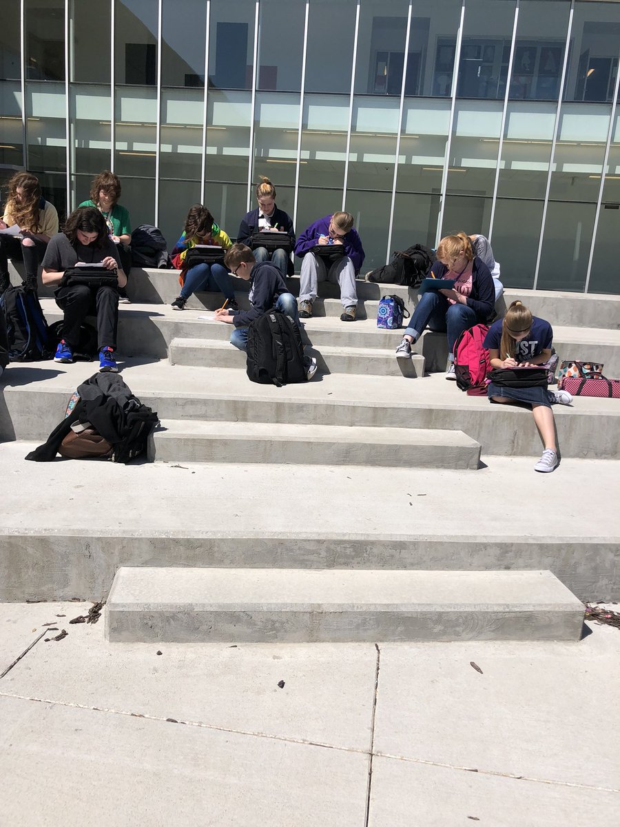 MrsStarkELA's tweet photo. Sometimes it is too nice to work inside. Working on creating claims for our argumentative speeches. #njhunited #courtyardlife https://t.co/ZHCT19gjyS