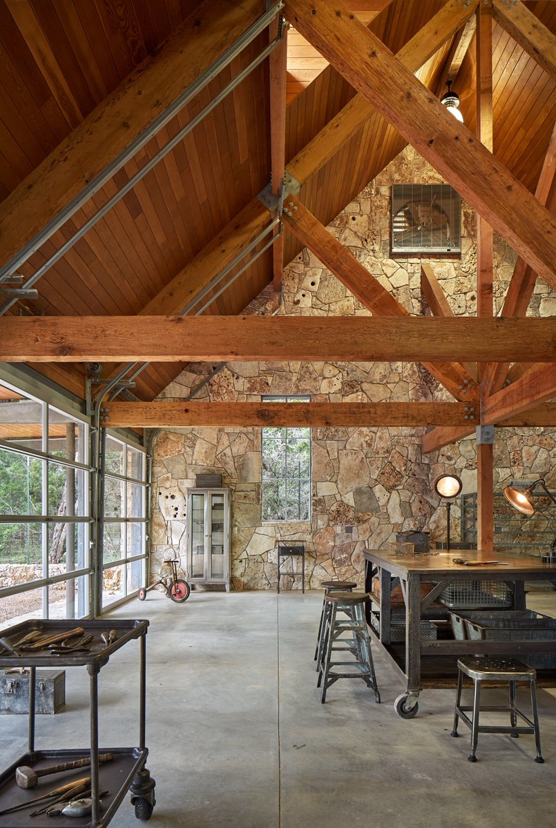 tvoadotnet's tweet image. A wonderful reimagining of the modern barn house in Austin.
zurl.co/EOzxy