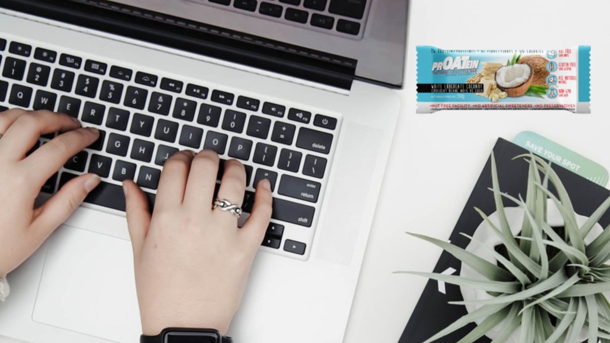 PrOATeinBar's tweet photo. 💥Need a boost to get you through your workday? 💥 PrOATein has you covered with a perfect balance of protein and carbohydrates! ☯️ #healthy #wellness #nutrition #happy #healthysnack
#proateinbar #proatein #tbt #madeincanada #protein #proteinbar #thursdaythought #nutfree https://t.co/rC3w9lCXPa