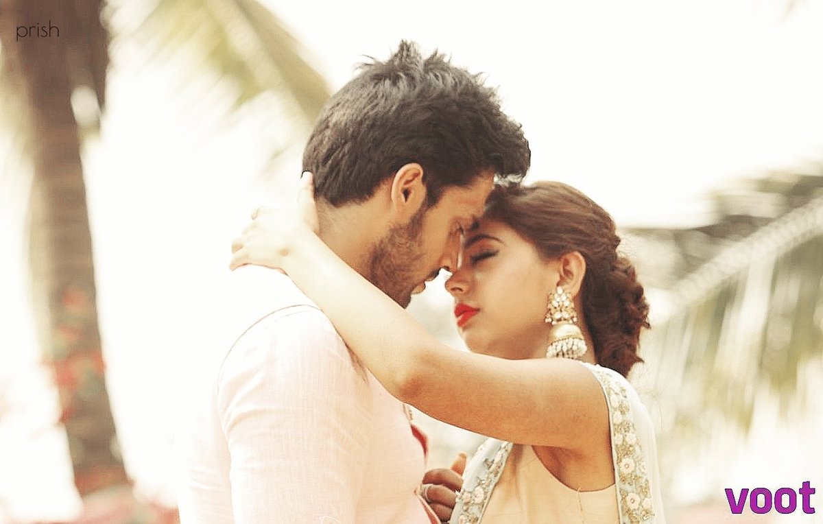 pryspriyanka's tweet photo. how long should we wait more 😭
#KYYOnVoot 
kindly act fast for your international viewers 😣
#MaNan https://t.co/v4GNSub4VT