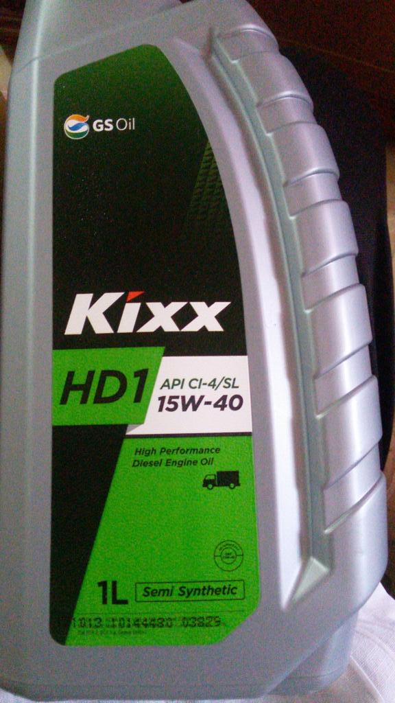 conteras_rita's tweet photo. @trafficMcbo vendo aceite 15-40 semisintetico  Disiel https://t.co/BBfBhK8e35