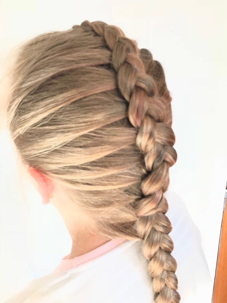 TheHairGallery_'s tweet photo. Our beautiful Lola modelling the unicorn colours #colorcreate #stylistsdoitbetter #wella #unicorn https://t.co/I9b7gjyYVx