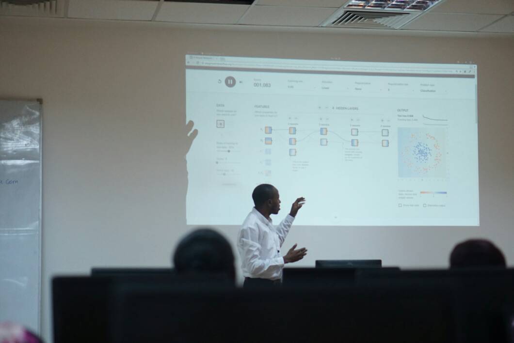 pythontz's tweet image. Day 2 Covering Introduction to Deep learning and Lab session #IndabaX #PytzMLS2018 #pythontz #Tanzania