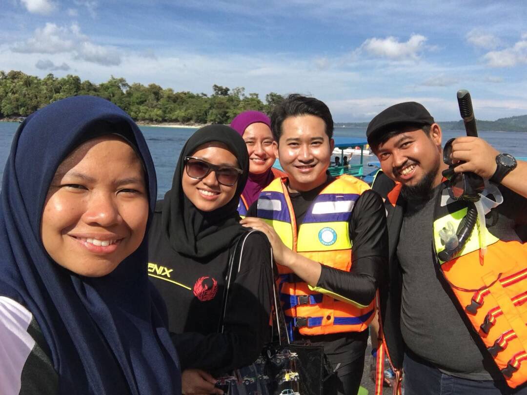 ghufranwafi's tweet photo. Terimakasih sudah mau menjelajah Aceh dengan kami. Kami selalu rindu geng Malaysia ini kembali untuk menikmati keindahan Aceh. #jomaceh #aceh #pakejaceh #acehindah #touraceh #tripaceh #acehtrip #backpack #malaysia #airasia #jomcuti #jimatholiday https://t.co/VzjwbDVcpC