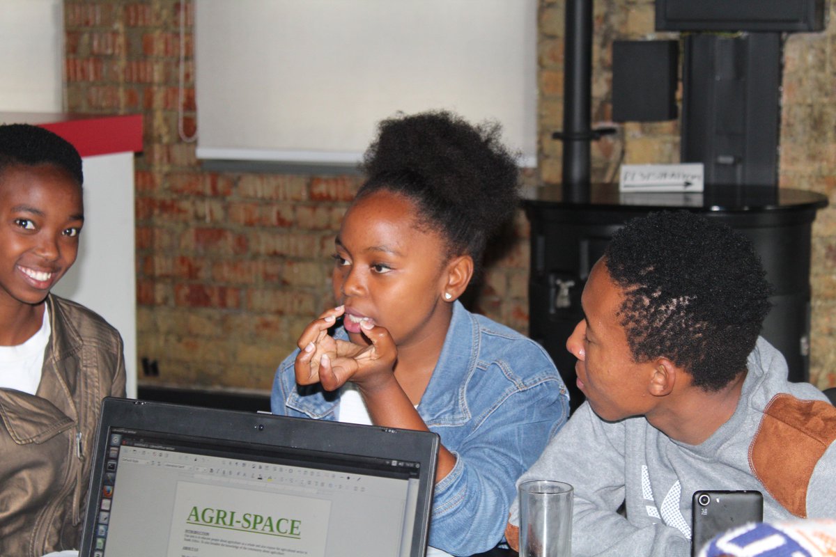 TiyaniTee's tweet photo. I promised @irenabakic that we will put the @codebus_africa laptops to good use after the programme finished last year. Thank you! This has allowed us to get more young people coding and how to build tech startups through the #gkVacWork. @Geekulcha @FinEmbPretoria @mlabsa https://t.co/G4VY1Q37Ih