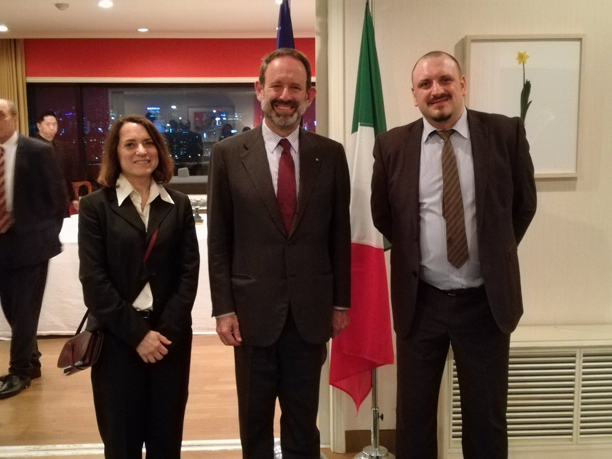 marinella339's tweet image. Italians in South #Korea at #SIMTOS2018 #machineTools and at the Italian #Ambassador 's Marco della Seta