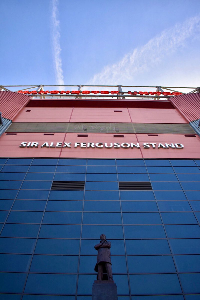 Z14Photography's tweet photo. Got some nice shot at #OldTrafford today! @ManUtd ground really is the #TheatreOfDreams it’s not hard to see why! Glad to call this place home! #MUFC #MUFC2018 #Manchester #ManchesterUnited #ManUTD #football #footy #photography #sportsphotography #SirAlexFerguson #MU https://t.co/OyJqPnppYN