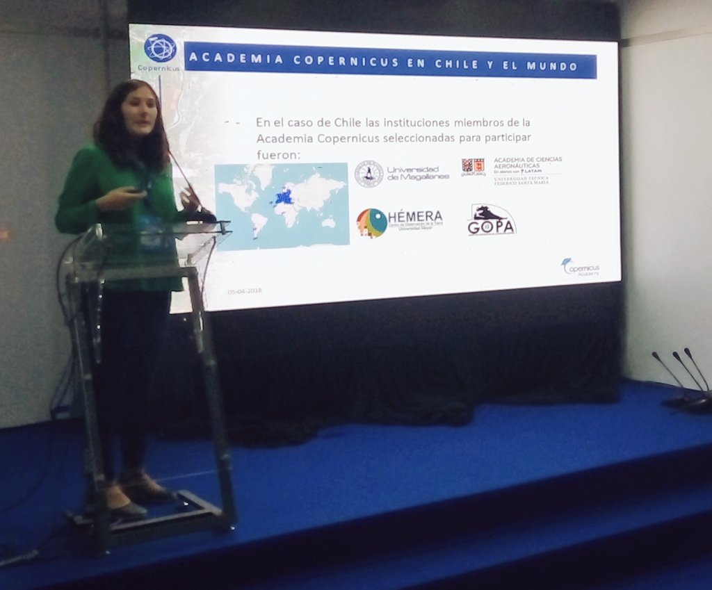 ReCifuentes's tweet photo. En #Lars2018 se entrega información de #CopernicusAcademy  @CopernicusEU @UEenChile @HemeraUMayor @umagallanes @acautfsm https://t.co/RHZaApAfzT