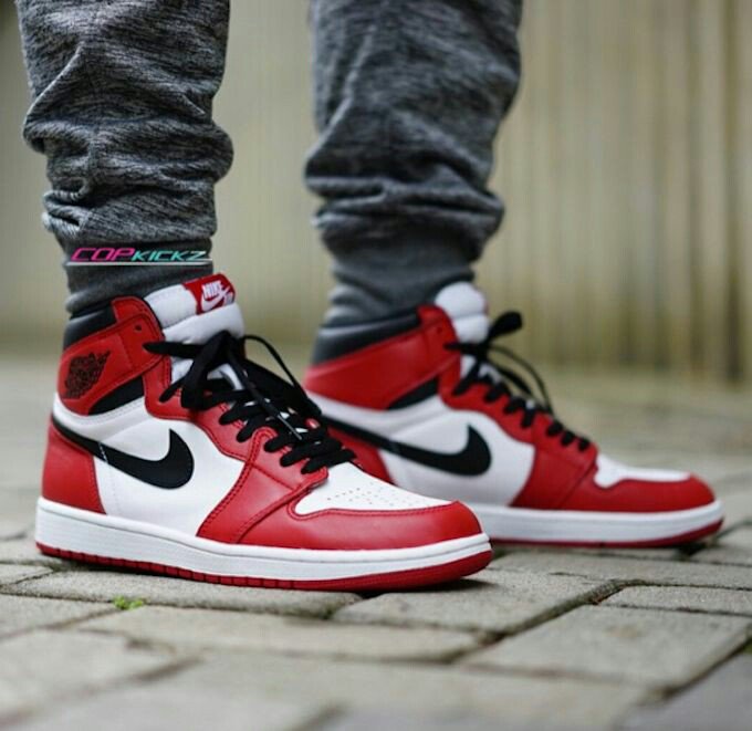 MarModass's tweet image. Nike jordan. 
43€.
Tallas 36,37,38,39,40,41,42,43,44.
Envio entre 10 y 25 dias.
Pago por ingreso, transferencia bancaria, paypal o tarjeta. 
No contra reembolso.
numero de seguimiento del pedido.
Pedido por mensaje privado, whatsapp 640710523,o email mar.modass@gmail.com