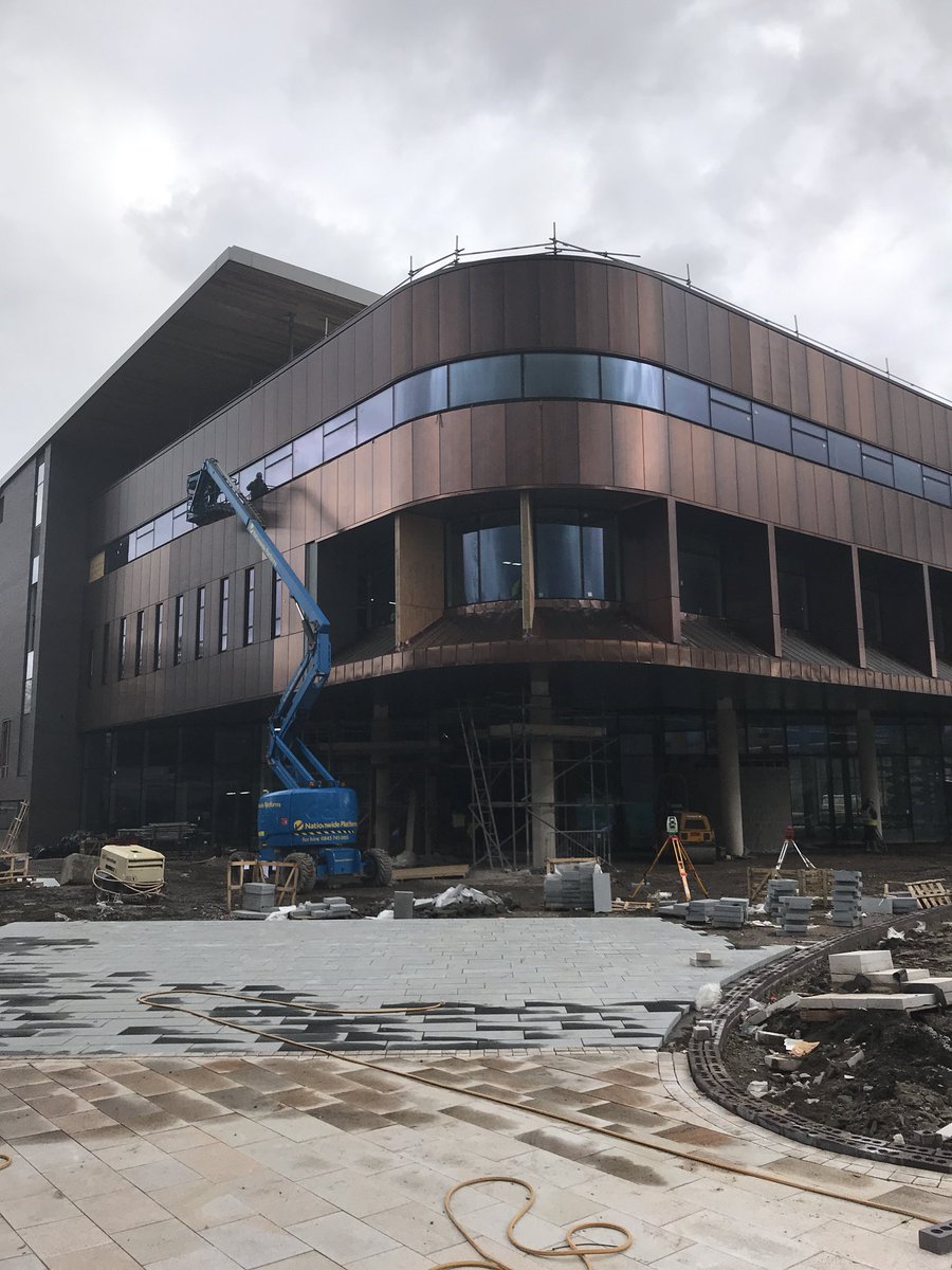 IC_IanPN's tweet photo. External paving heading towards the main entrance of @CatalystEHU @edgehill @IdentityConsult The facade is looking stunning https://t.co/FoC9T1ZxmJ