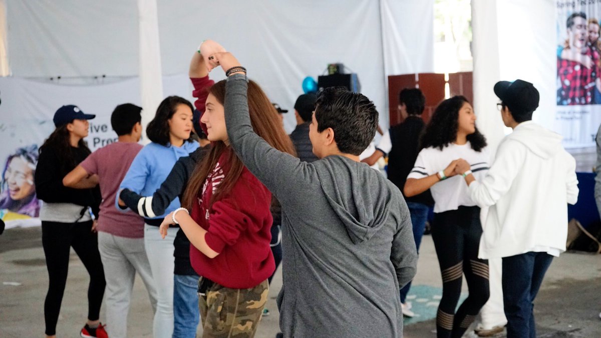 Tec_CCM's tweet photo. Nuestros Borregos conocen en #SpringTec un poco de lo que pueden aprender en los diferentes talleres y clases que ofrece el Tec 💃🕺 https://t.co/6xiqhvS6sw