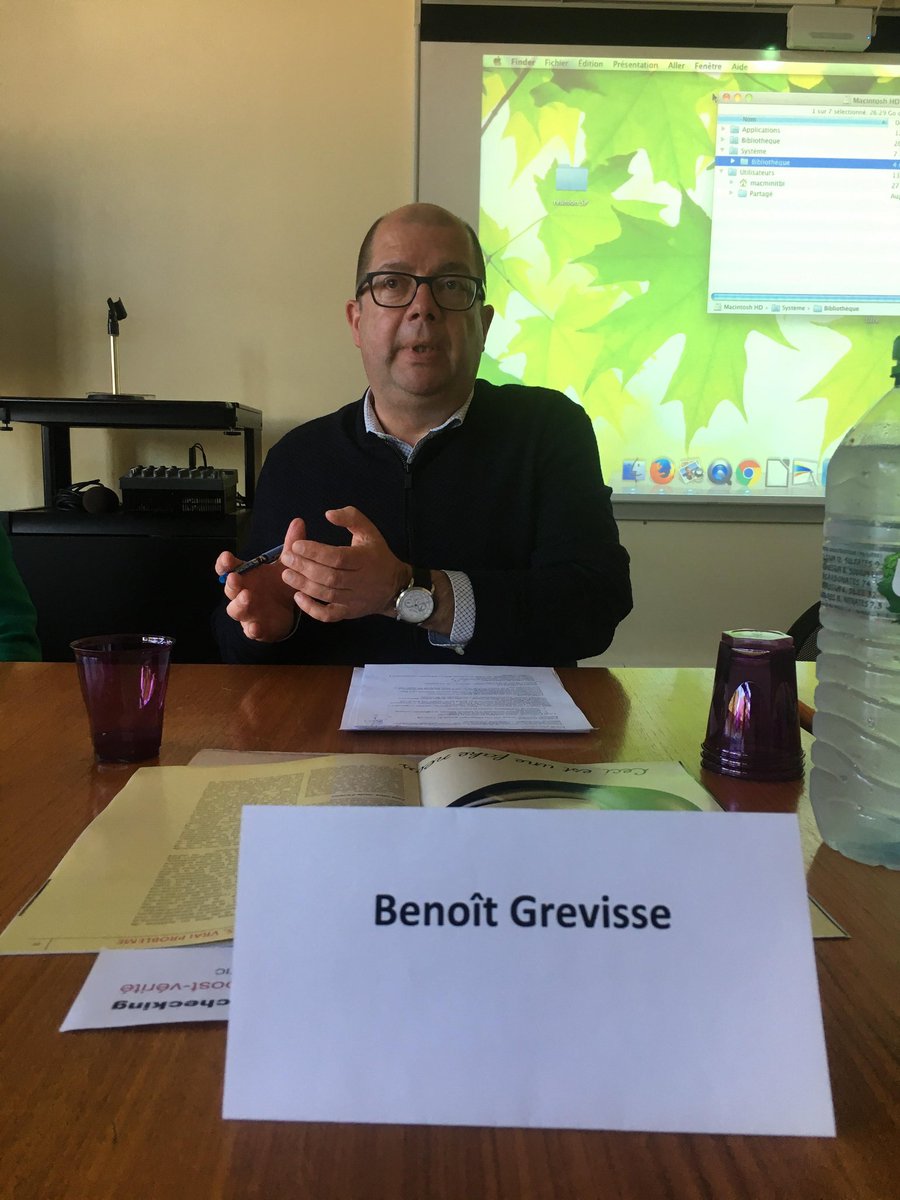 master_distic's tweet photo. L'intervention de @BenoitGrevisse sur les #fakenews et le #factchecking 
#M2DISTIC #UNICE https://t.co/5ImCvNIflD