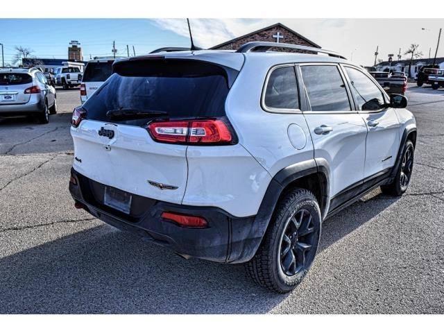 BigSpringFord's tweet photo. Our 2016 Jeep Cherokee Trailhawk SUV is a fantastic option if you're shopping pre-owned! Come see us today. https://t.co/AQeg0wMVJw #jeep #cherokee #trailhawk #suv #jeepcherokee #bigspring #bigspringford https://t.co/Hge5vChMec