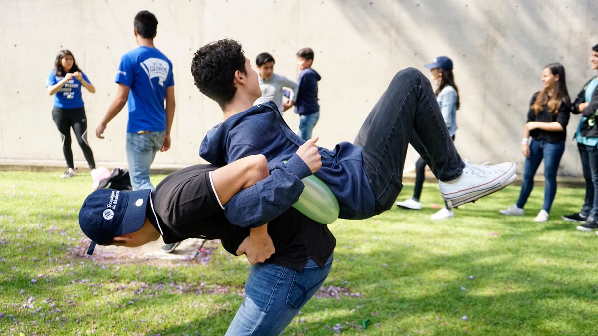Tec_CCM's tweet photo. Como parte de su bienvenida, los nuevos alumnos de #PrepaTec realizan actividades para conocer a los que se convertirán en sus mejores amigos. #SpringTec https://t.co/luFqG34Boc