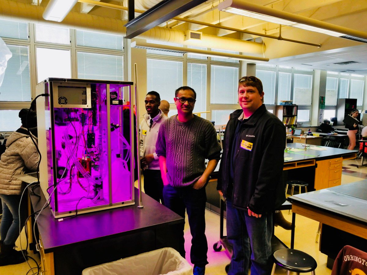 OpenAgFD's tweet image. We’re excited to welcome Sachin Pawasker @SPaws4 of University of Nebraska to the community.  He’s growing a great group of #nerdfarmers at King Science Middle School!