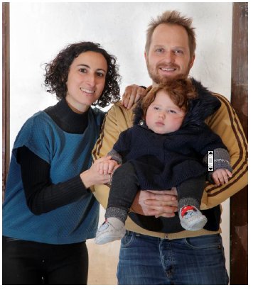CCI_hdf's tweet photo. #investinstories Votez pour @elodie_dandrea #CCIHDF Le laboratoire d'usages pour les objects connectés liés au handicap des enfants https://t.co/CdP1E9xdhY https://t.co/KmTpWXRhu1