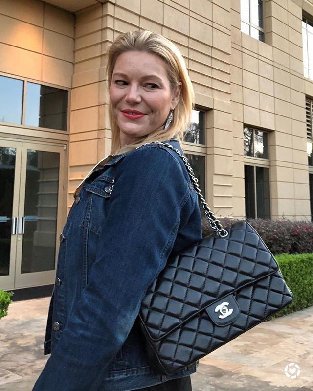 polishedprofes's tweet image. It’s #pursedaythursday - when in doubt go with a staple! 👩‍🎤New #youtubevideo at youtu.be/fKh0ztbOJKI or direct link in stories to get your #rockerchic 👩‍🎤on at the office! What’s your favorite styles to translate to #officewear?
Linked a leather… ift.tt/2Henwoo