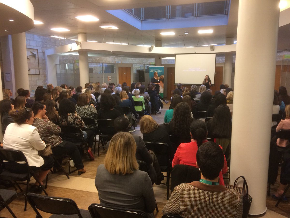 roland_henri's tweet photo. Projection de « She started it » a #Bnpparibas a Bordeaux Métropole sur l’entrepreunariat féminin avec différentes associations comme #beaboss #bougetaboite #LConnect #les ambitieuses https://t.co/SZtGJWefoJ