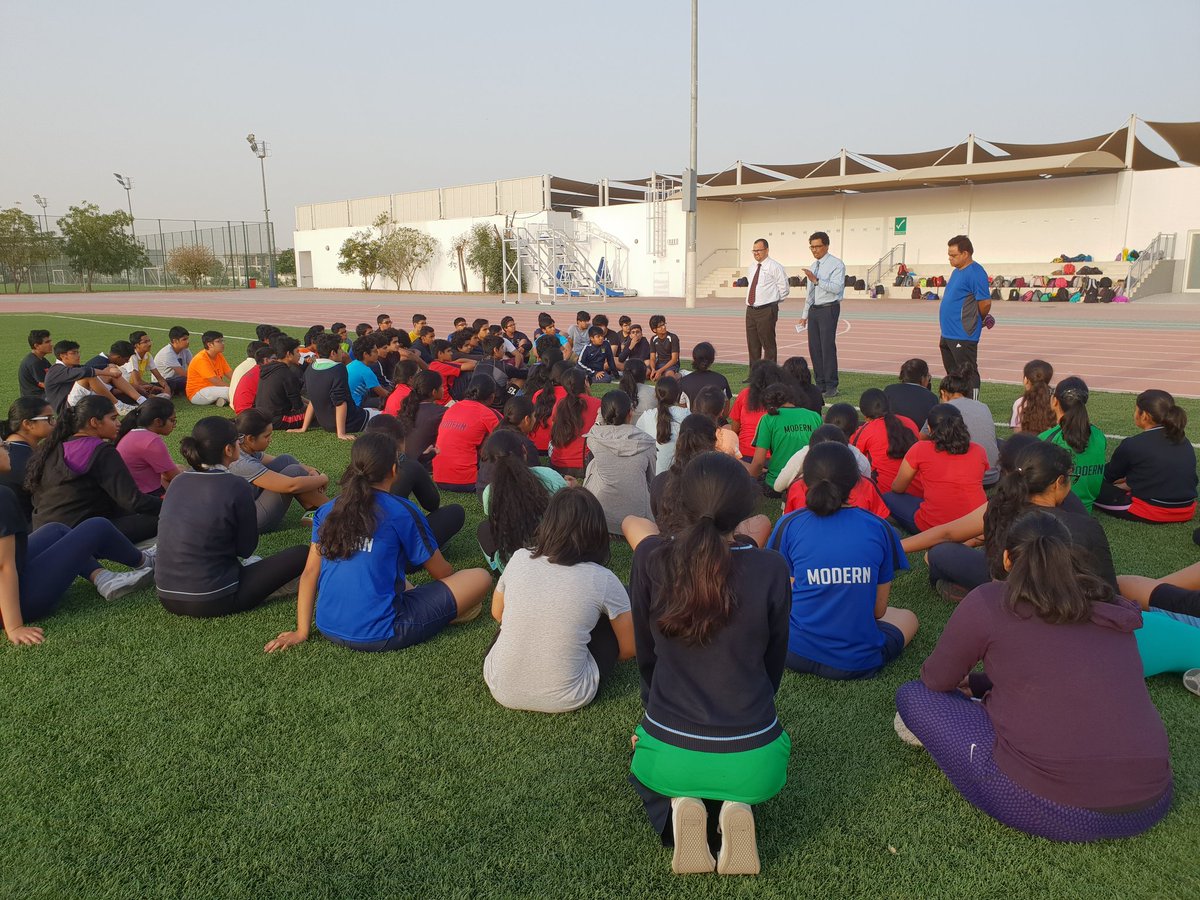 GMADofE's tweet photo. #Day4 The most important thing to carry on the trek is not just your backpack but the right attitude! It's all about #teamwork #camaraderie #adventure #DofEBronzetrek Morning Conditioning @KNargish @DxbModern @AvinashSurve20 @TraffordGregor1 https://t.co/1QRlfH8PTJ