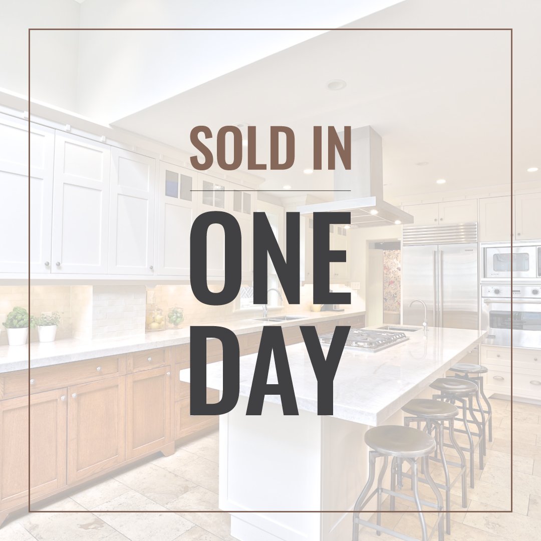 HeapsEstrin's tweet photo. Two more stunning homes have been sold! Keep an eye out for upcoming listings. The spring market is hot!
50 Castle Frank Road: Sold in One Day
6 McBain Avenue: Sold Over Asking
#heapsestrin #yourbestmove #realestate #toronto #sold https://t.co/LWA8Iini8a