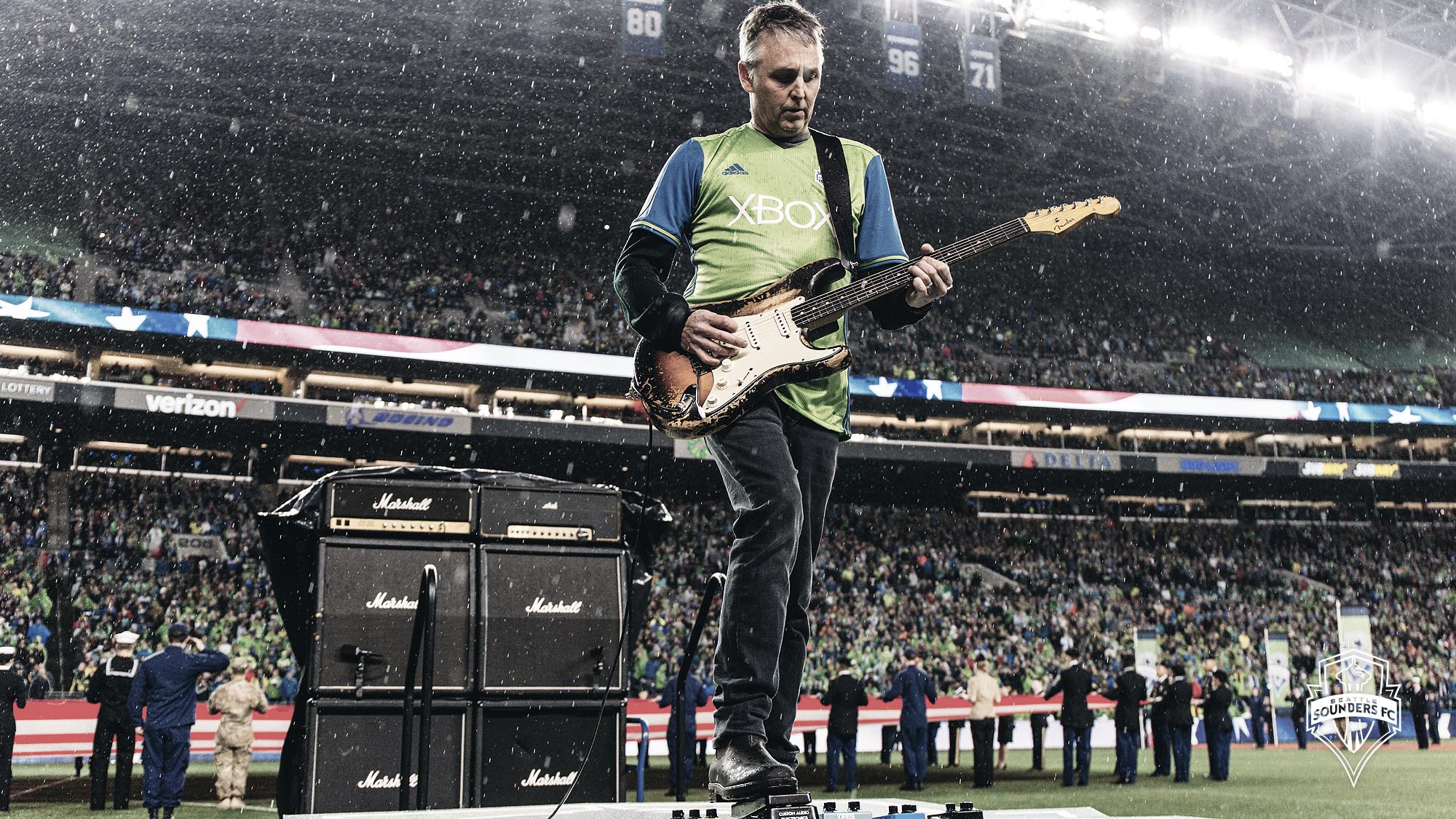 Happy Birthday to Seattle\s own, Mike McCready!  