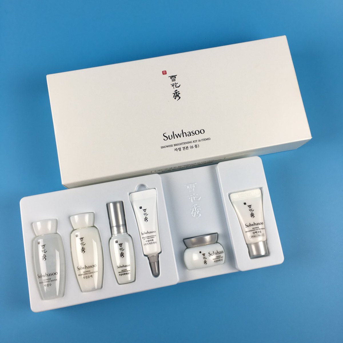 Viviennewonder's tweet photo. มาแจกกันอีกหน่อยดีกว่าออเจ้า เซ็ต Snowise kit ของ Sulwhasoo ไปทาหน้าให้สวยผ่องกันหน่อยหลังจากเล่นน้ำสงกรานต์ แค่ RT + FOLLOW เท่านั้น ประกาศ 30 เมษายนนี้เจ้า https://t.co/2DG2toi9Ps