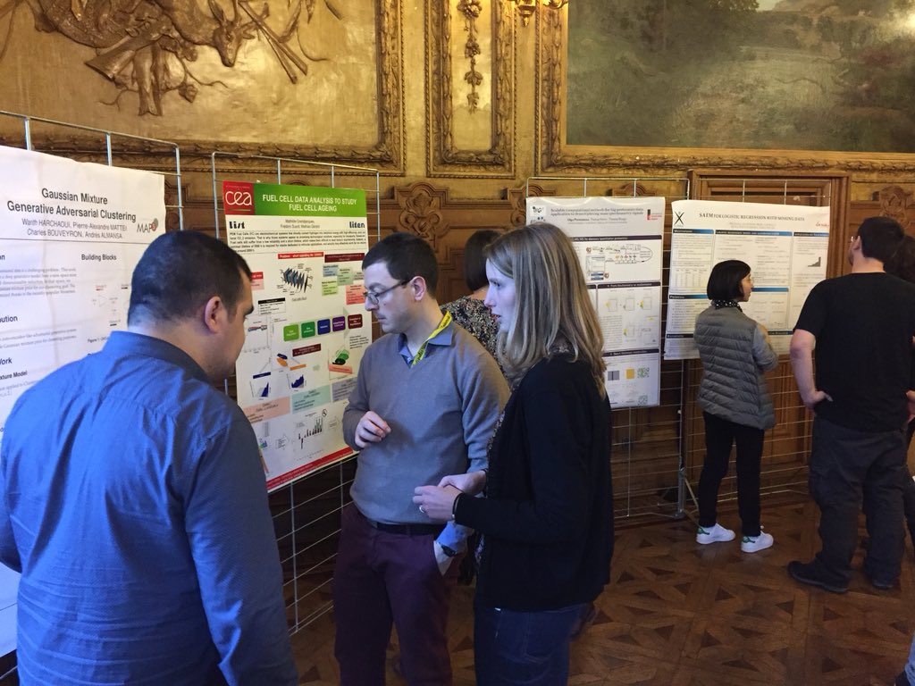 cbouveyron's tweet photo. Session #posters à #Statlearn18 @uca_research @ObsCoteAzur @StatFr @inria_sophia https://t.co/1xlrzkX2iW