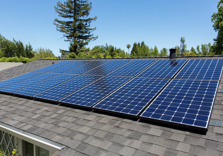 NRGremodeling's tweet photo. Just over here sunbathing... 🔆💠
#solar #energy #solarpower #energyefficient #home #sustainable #lifestyle #greenliving #sustainableliving #ecofriendly #house #sun #tbt #throwbackthursday #thursdaymotivation #thursdaythoughts #energyremodeling 
https://t.co/nBS3PbXsIR https://t.co/6Z10ge6sRc