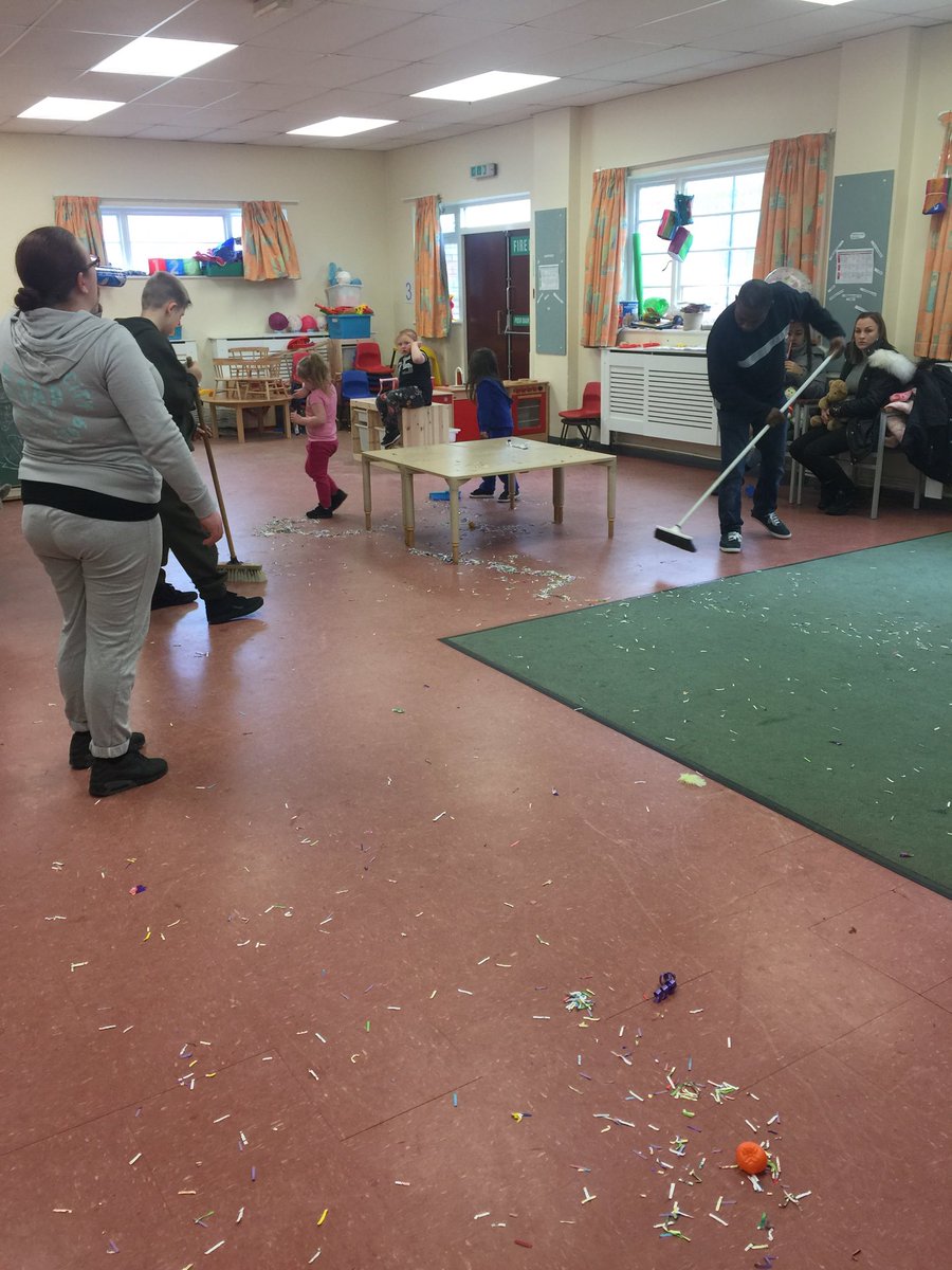 All hands on deck. Operation clean up after the Easter egg hunt last Friday .  Fab day n big thanks to those who stayed behind to help clear up the aftermath ❤️