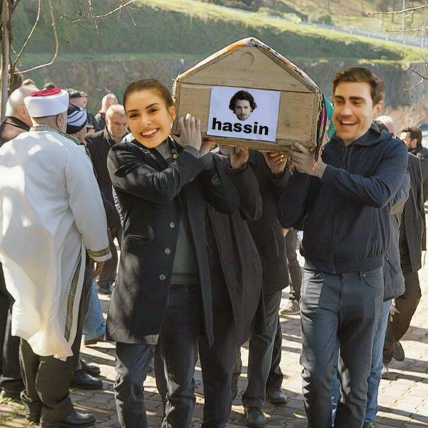 bbadilili's tweet photo. R.I.P #hassin 😢😢😢 

#YagHaz
#FaziletHanımveKızları https://t.co/xMJklbrnsy