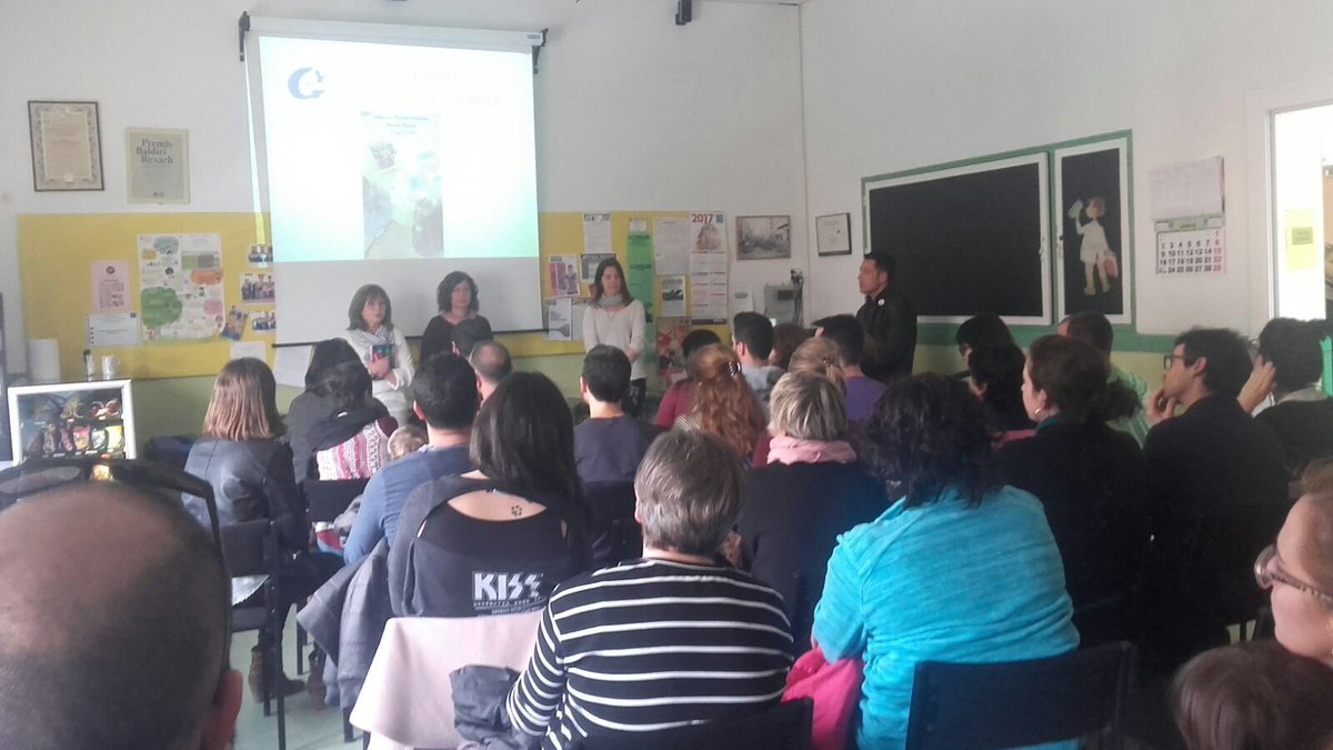 DCasamitjana's tweet photo. Portes obertes a #escolagaziel. Projecte educatiu fonamentat en les #inteligenciesmultiples. @CalNanu @TeiaXM @anian68 https://t.co/DeDty1b372