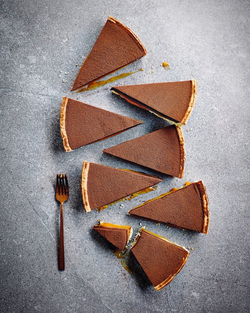 willtorrent's tweet photo. It’s #NationalCaramelDay so to celebrate, I’m stopping by my local @Waitrose to store to pick up our delicious #Waitrose1 Chocolate &amp; Salted Caramel Tart - crisp, buttery pastry filled with a silky, salted #caramel and topped with a rich #chocolate ganache! https://t.co/Zb0Lg8zv3W